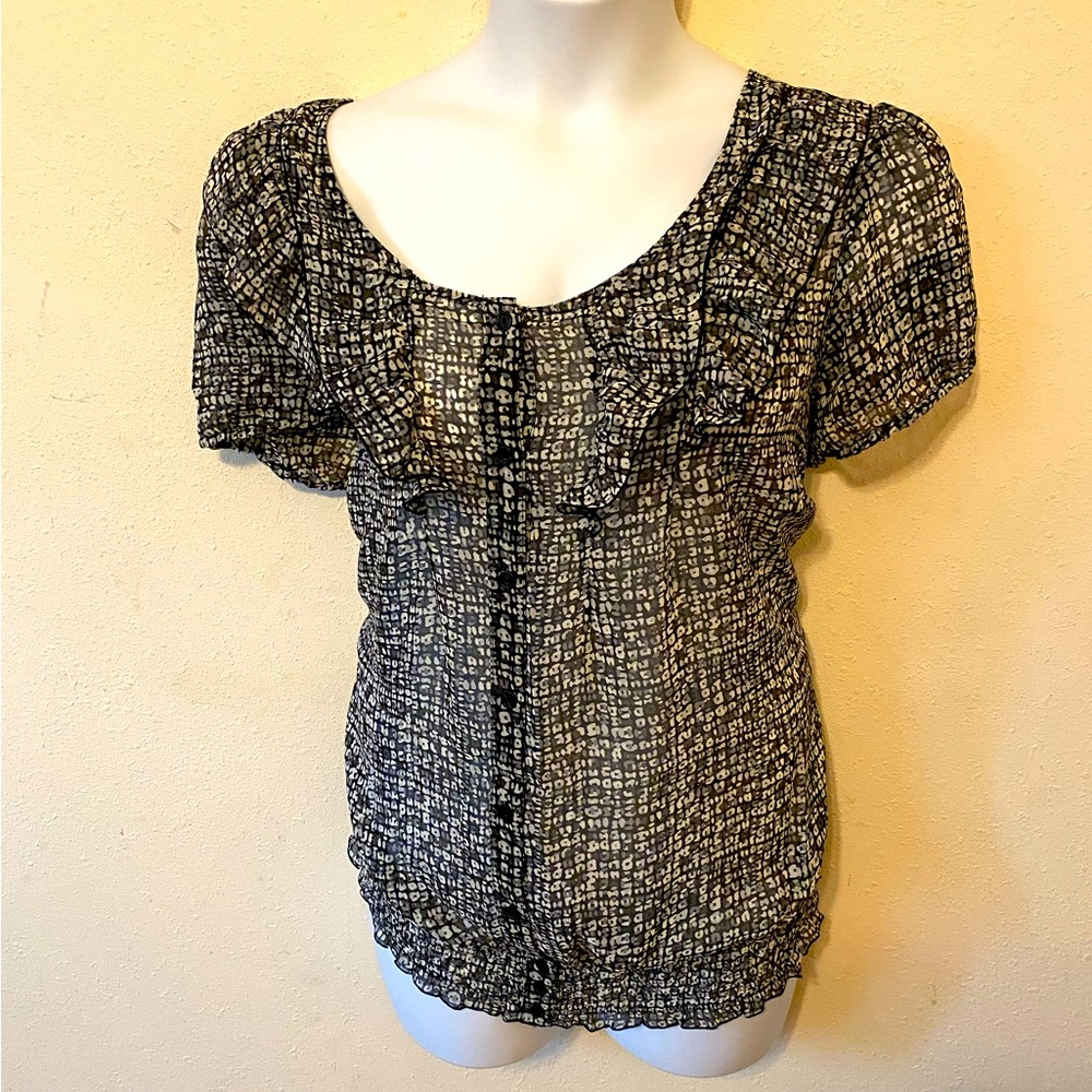 EAST 5th brand Sheer ruffle blouse